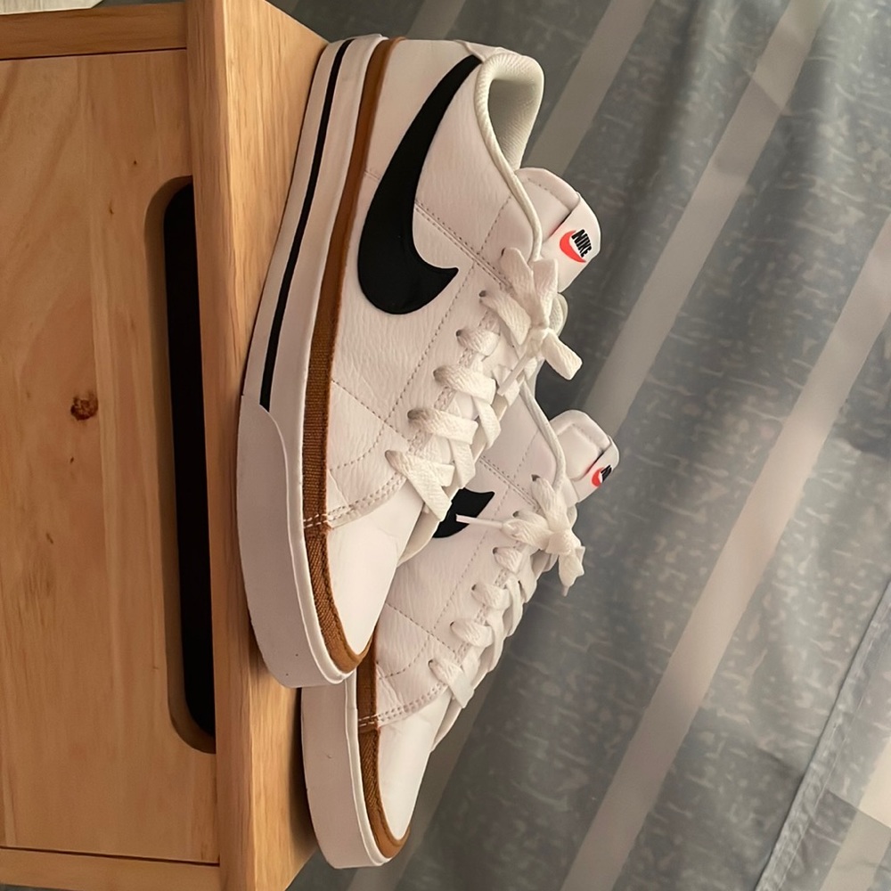 Nike Court Legacy…Men… sz 8.5…White Black Desert Ochre Gum Light Brown